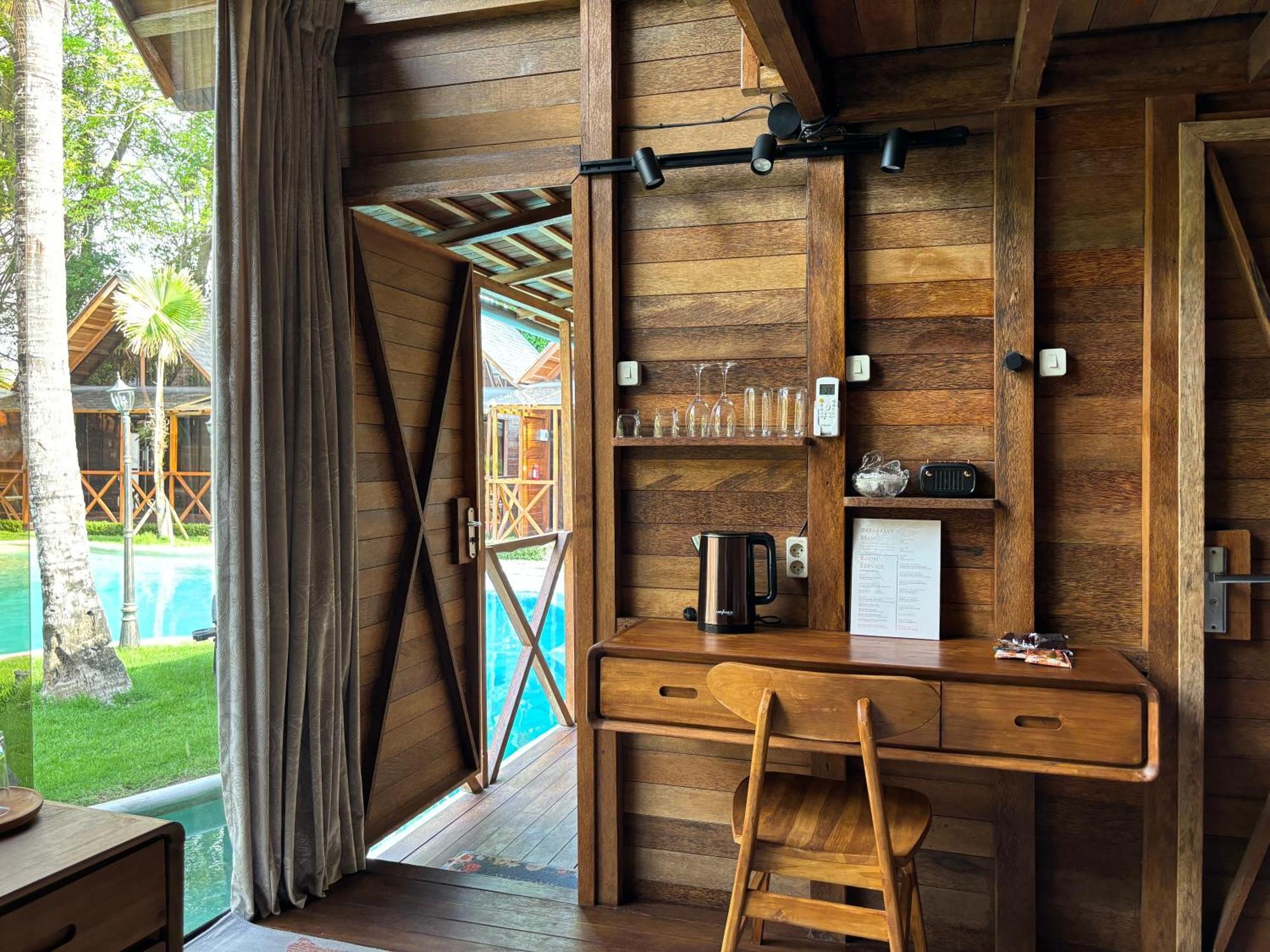 Bali Lagoon Bungalows, Nusa Dua Benoa ภายนอก รูปภาพ